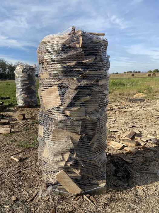 Paleti lemn de foc deseuri taiate si paletate