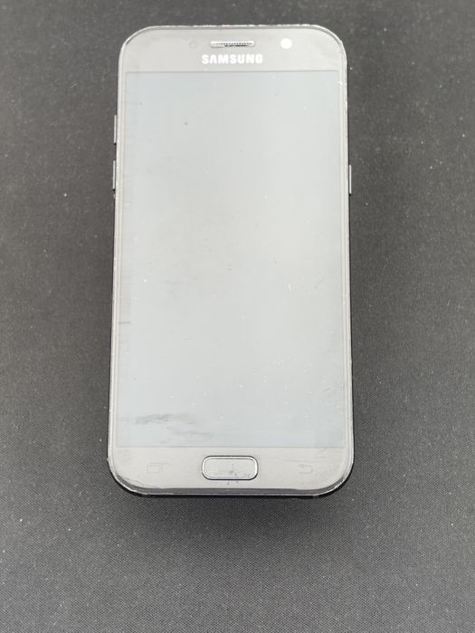 Samsung Galaxy A5 (2017)  32 GB-vum712