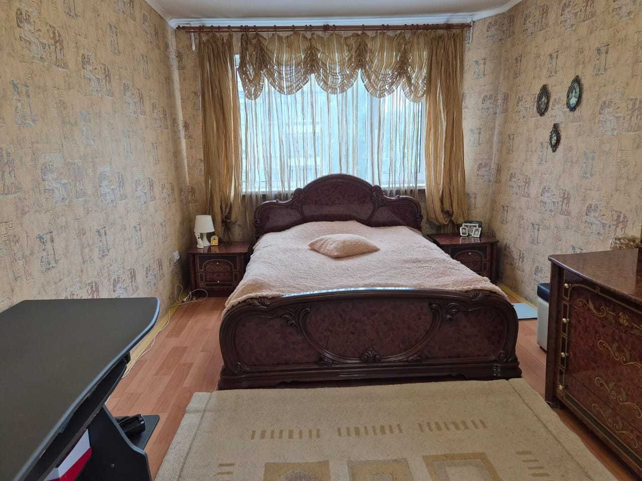 Продам 3 комнатную квартиру в центре
