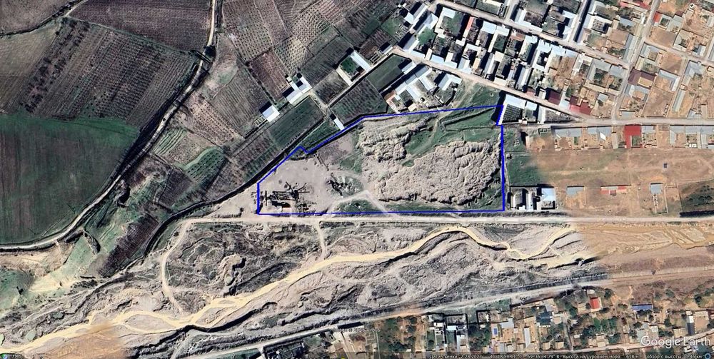 Продается 4 гектаров земли в Паркенте