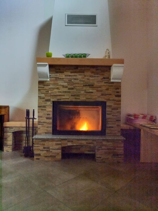 Inchiriez Cabana cu Ciubar