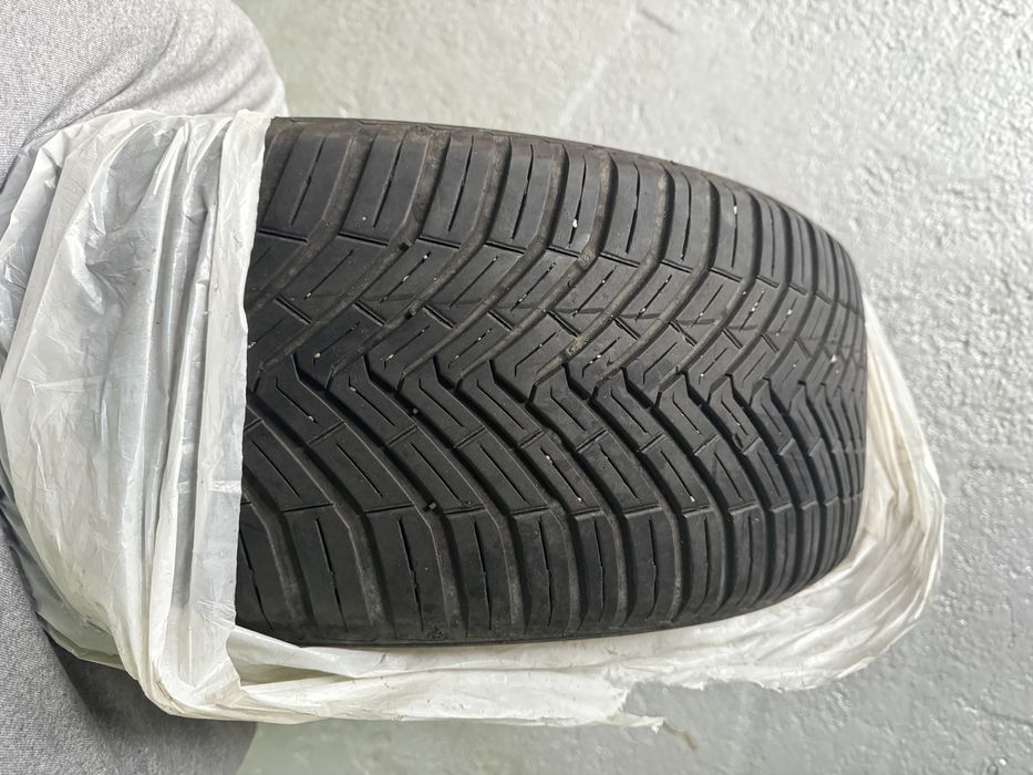 Vand cauciucuri Continental all season!