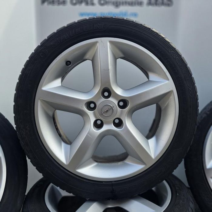 Jante aliaj R17 5X110 cu anvelope vara 225/45/17 Opel Astra H GTC