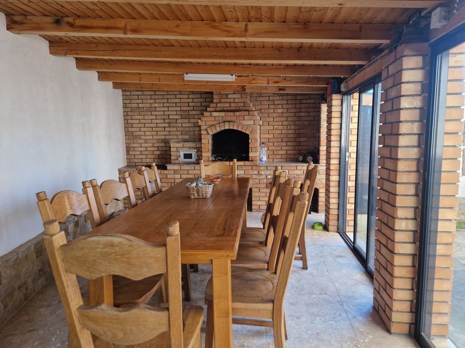 Vând casa în Râmnicu Valcea