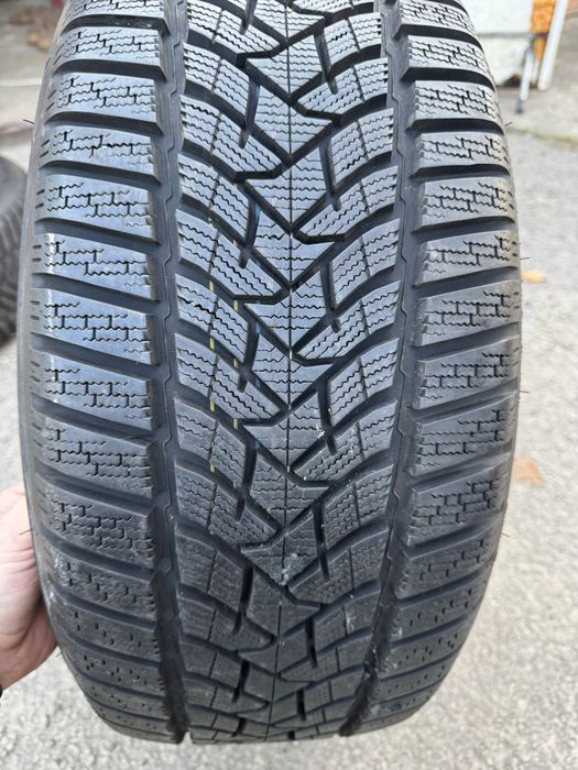 Anvelope iarna 235/45 R18