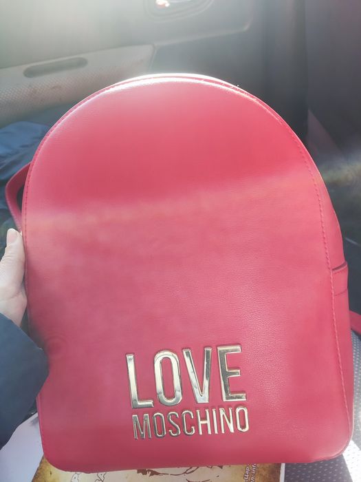 Love moschino дамска раница