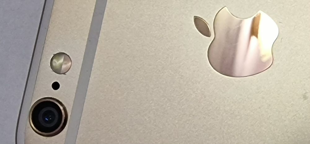 Vând iPhone 6 (16 GB, Culoare Gold) - Gata de Utilizare Imediată!