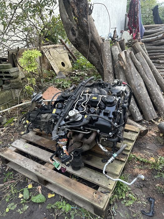 Doua motoare N43B20A