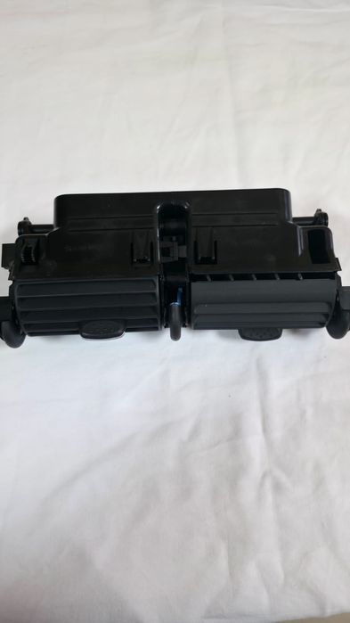 Части от Ц класа, C Class, Подробности в описанието