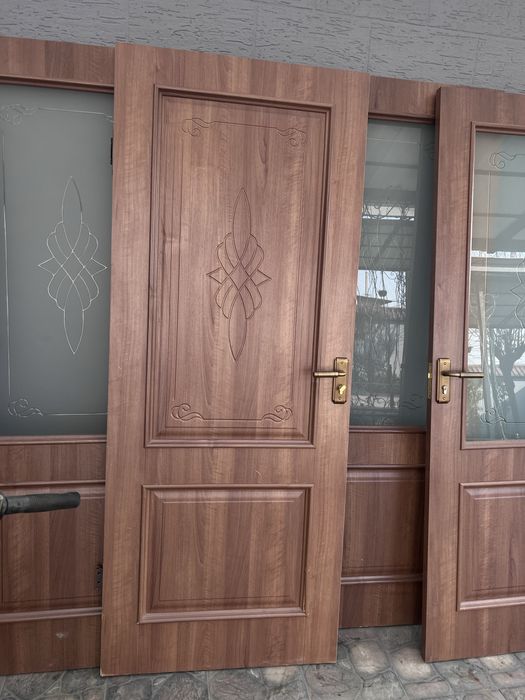 Срочно продам двери