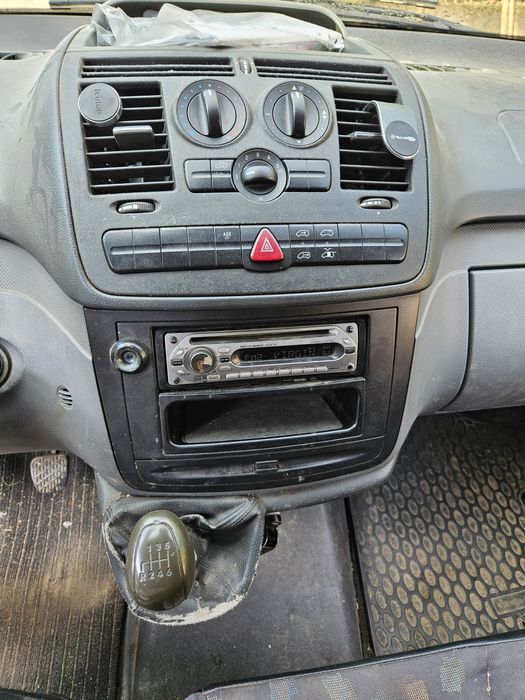Vand urgent Mercedes vito 2008