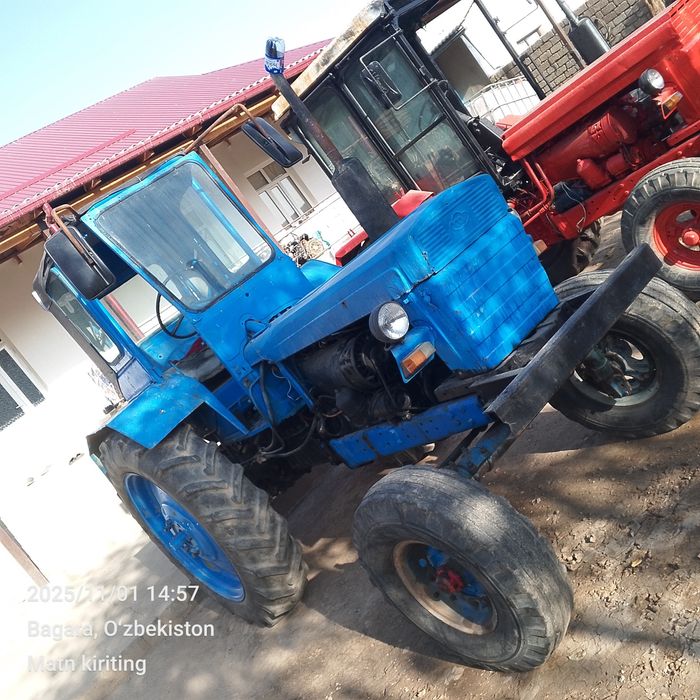 Traktor 28 sotiladi