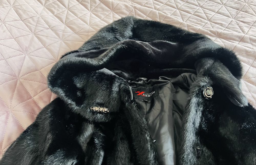 Haina blana artificiala