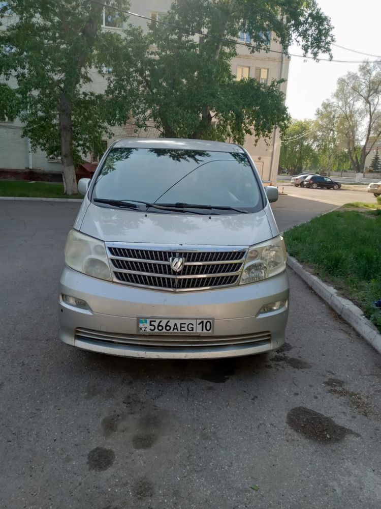 Пассажирские перевозки, Toyota Alphard