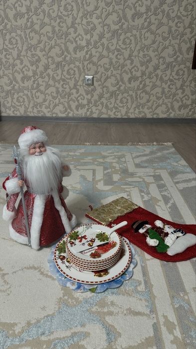 Новогодний декор игрушка и посуда