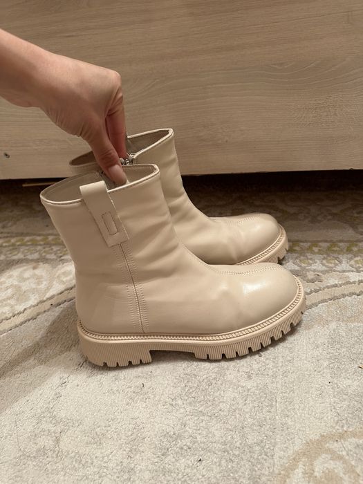 Сапоги зимние 39-40 размер айвори(бежевый)