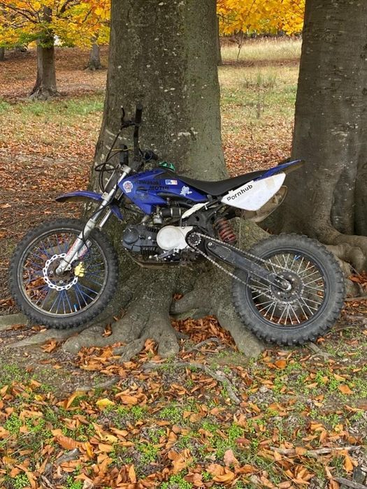 Cross 125cc roata fata 17 roata spate 14 motor nou 8 ore de funcționar