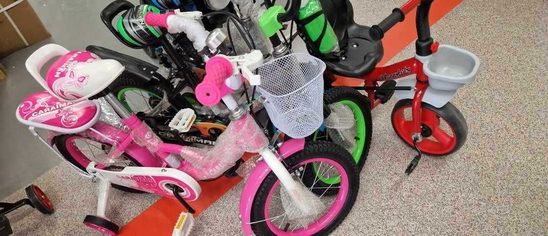 Biciclete copii cu roti ajutatoare
12 inch
2-5 ani