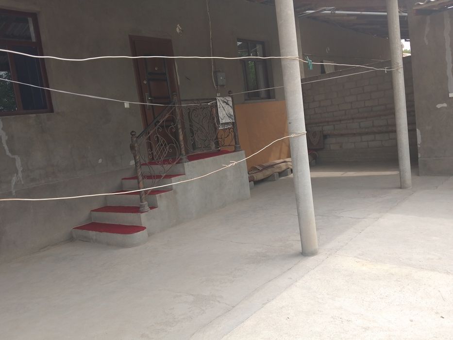 Uy sotiladi  7 sotix