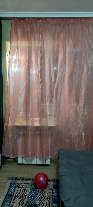 ТЮЛЬ  розового  цвета