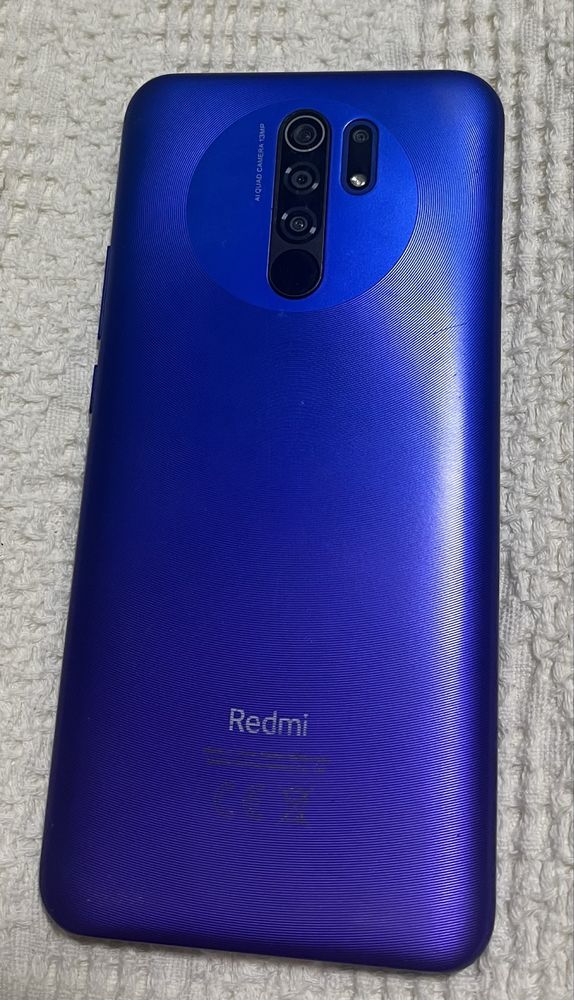 Продам телефон Redmi9 , в хорошем состоянии