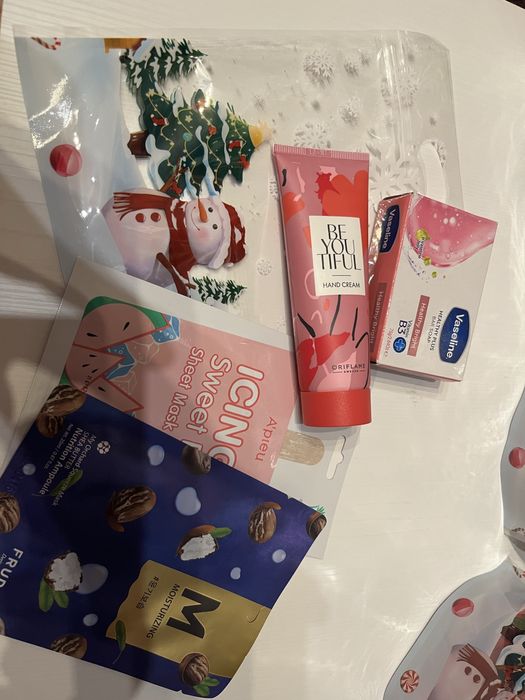 Seturi ingrijire corp