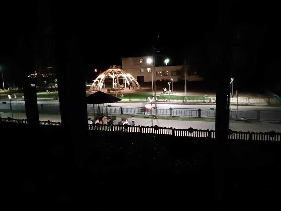 Металлургия 23. Квартира зимой очень тёплый.