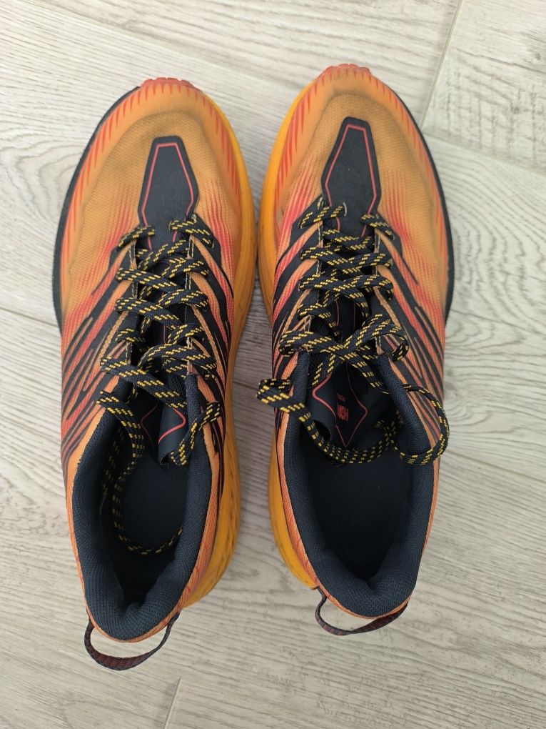 Маратонки Hoka Speedgoat 4
