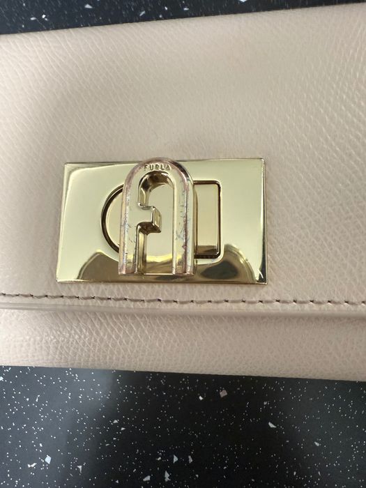 Furla уникален портфейл