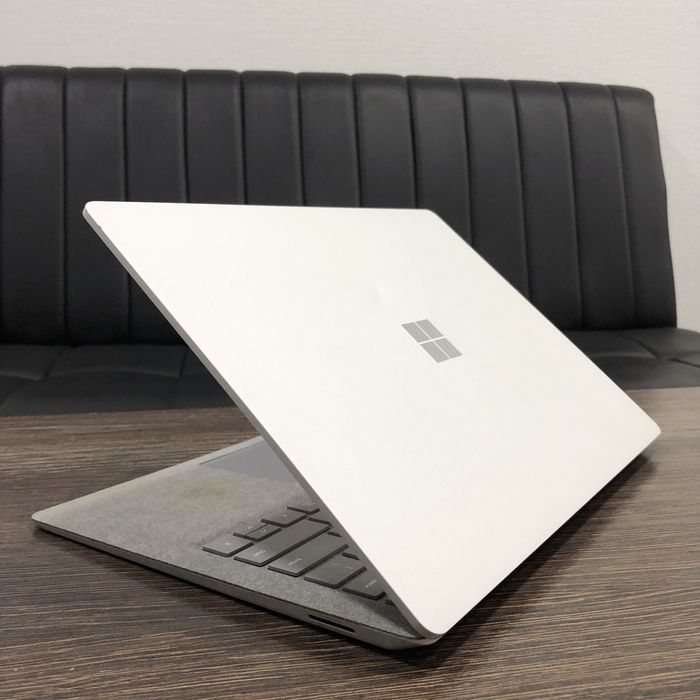 Американский  Сенсорный Surface i5 8gen 8/256gb для дома и офиса!