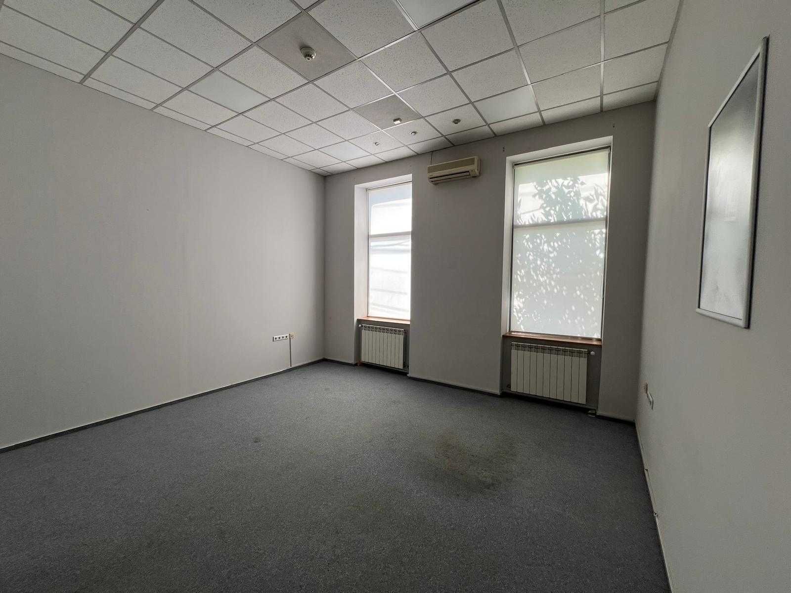 Imobil de prestigiu disponibil – fostă agenție bancară BRD.