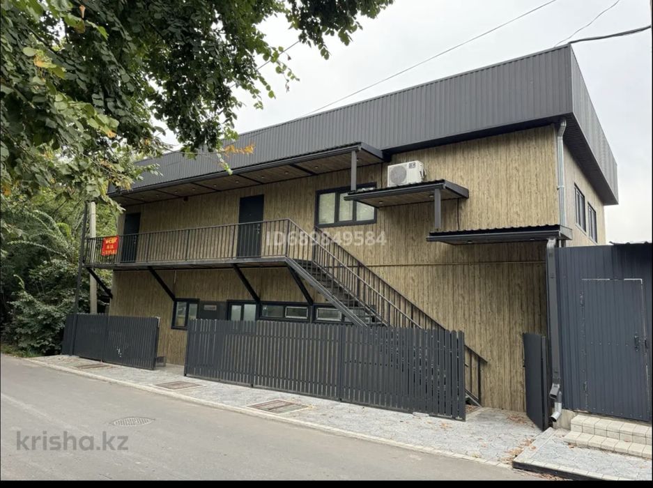 Коммерческое помещение в аренду 74 кв.м.