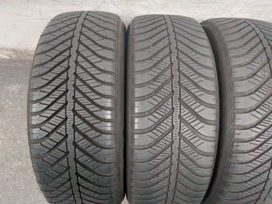 Anvelope iarna goodyear 205/60/16