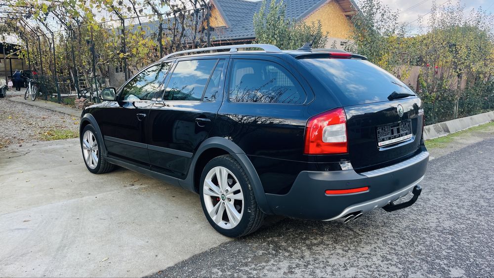 Skoda Octavia 4x4 Scout 2.0 impecabila Navi Xenon