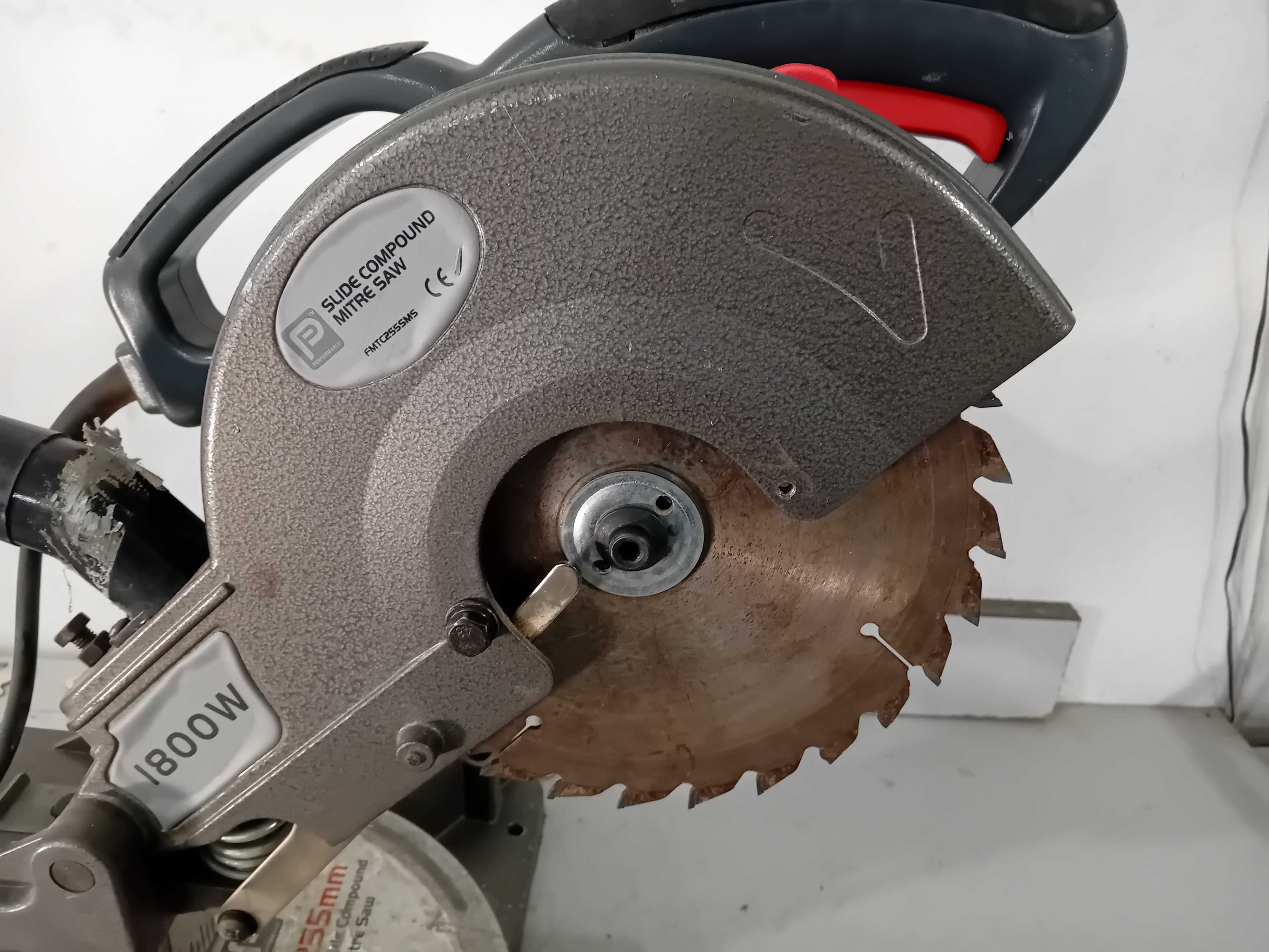 Циркуляр пендула - Pro 1800 W