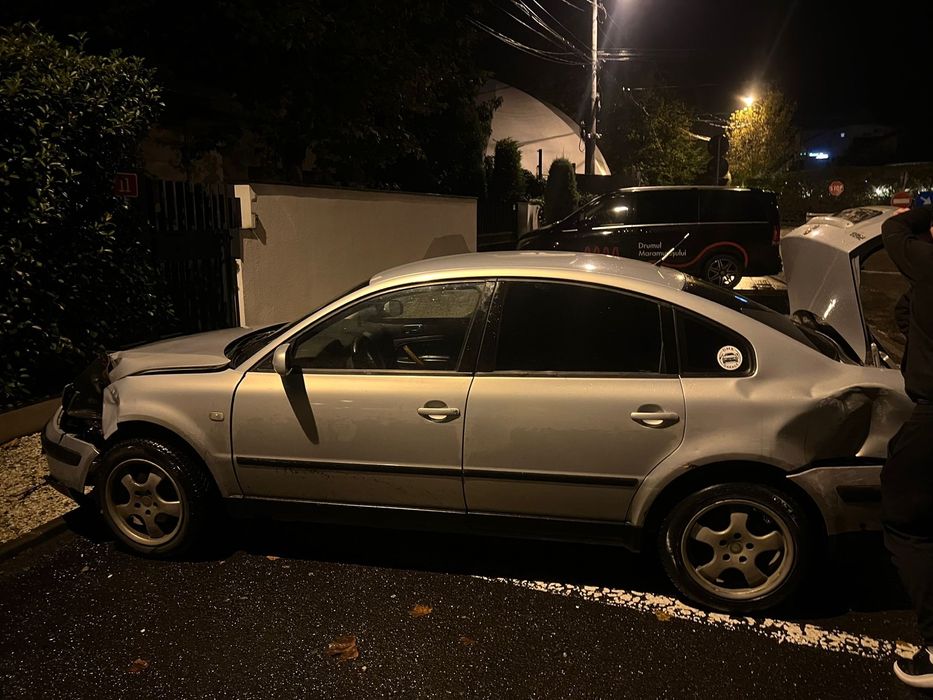 Vand passat b5 avariat