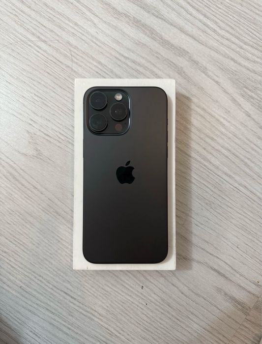 Iphone 15 pro max  256 karopka dak 86% idial tel ochilmagan