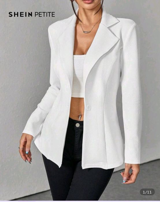 Дамско сако в бяло