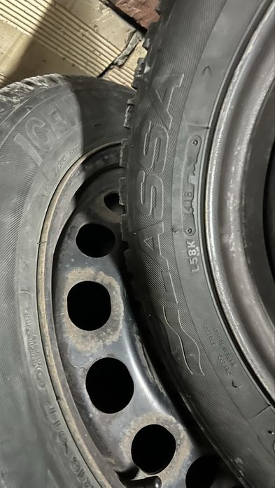 Зимни гуми и джанти  комплект  готови за монтаж 205/55-16 AUDI VW SEAT