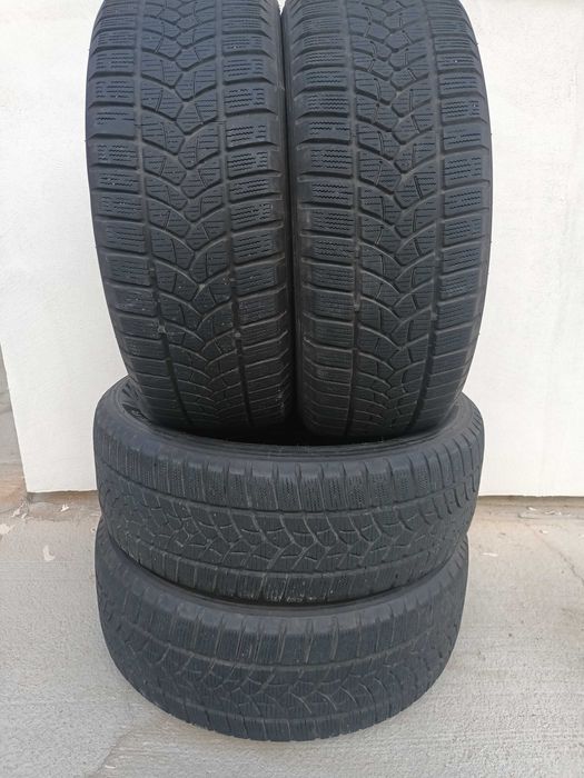 Гуми за автомобил R17 60 215