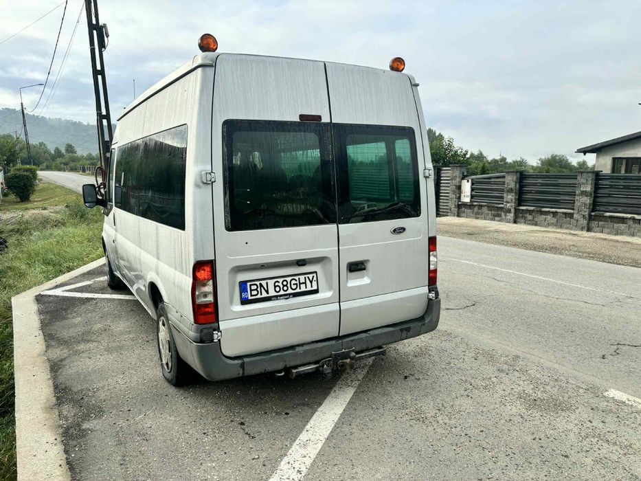 Ford tranzit 2.2 TDCi 9 locuri