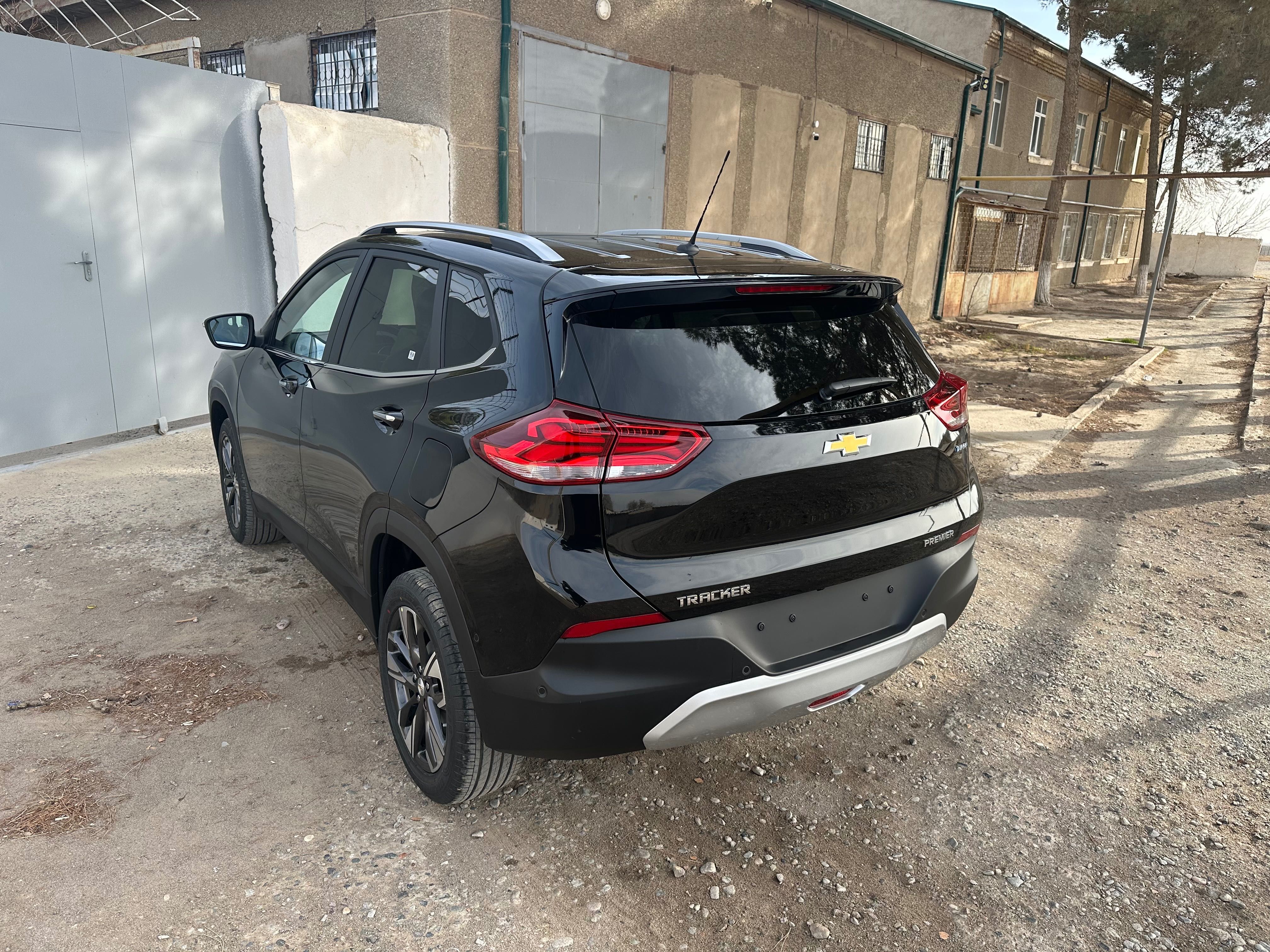 Tracer 2 premer plus 2024