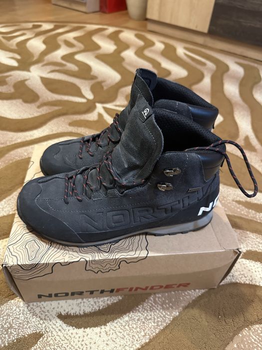 Bocanci northfinder marimea 42