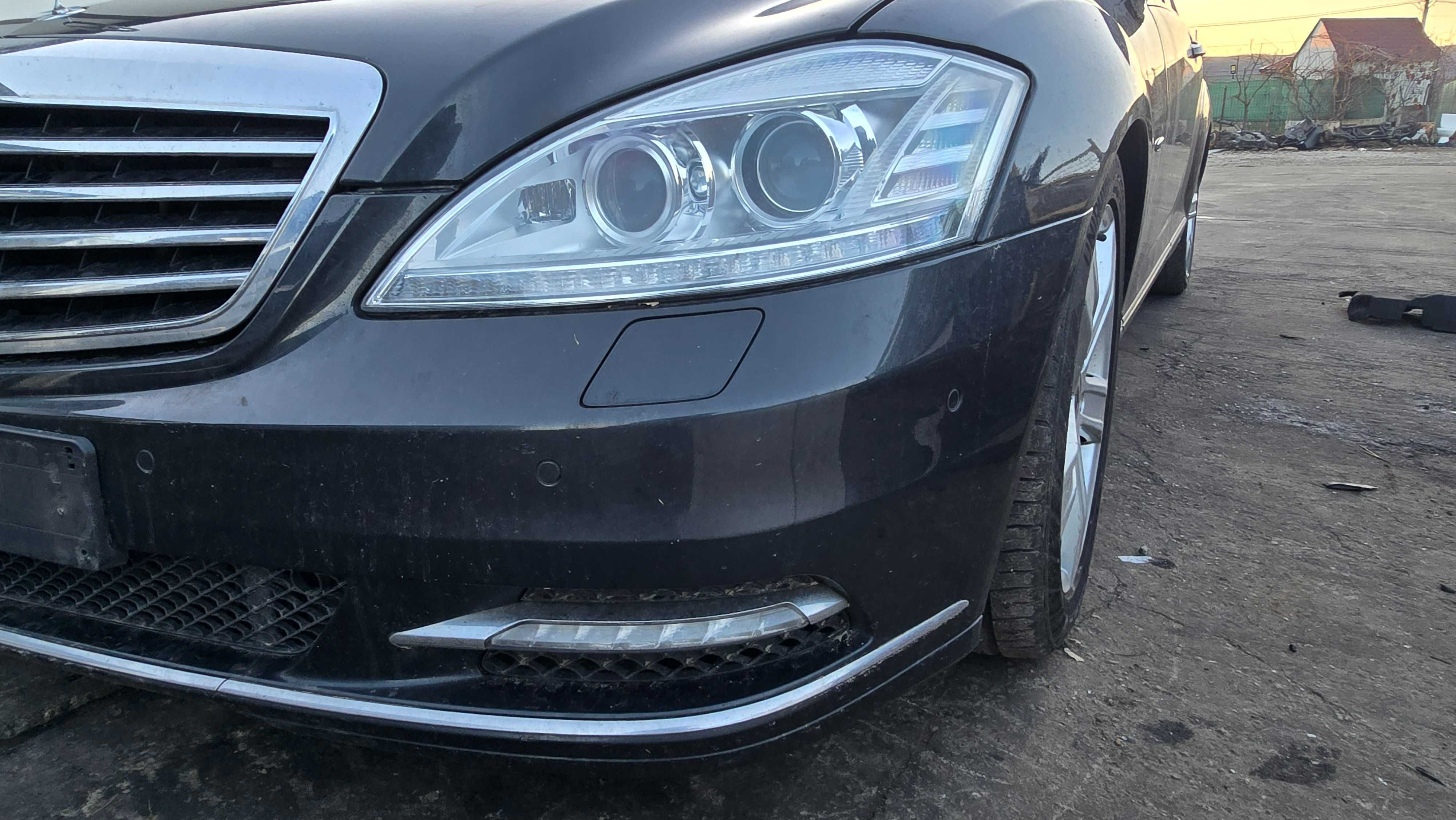Dezmembrez Mercedes S class W221 facelift S350 S450 S500 4matic