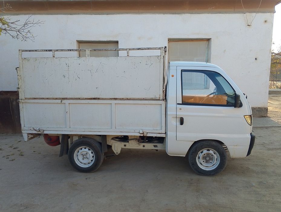 Лабо сотилади ёки обмен бартер