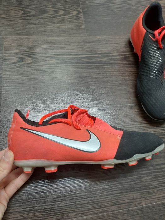 Nike phantom venom academy