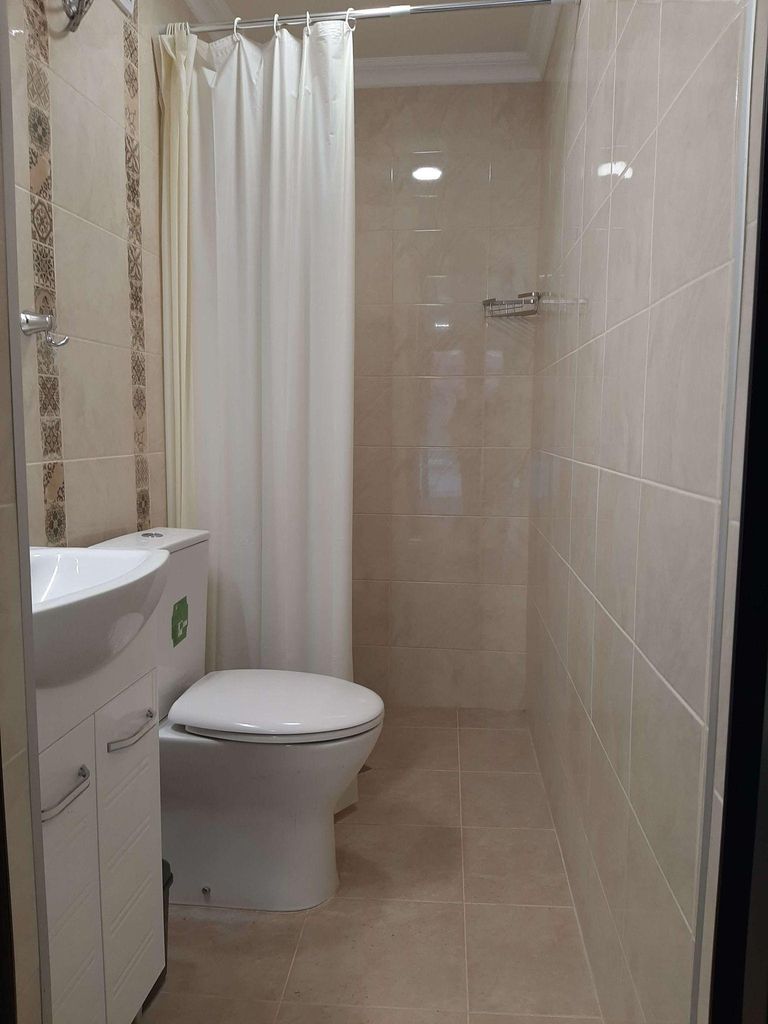 Дава се под наем Офис в Пловдив, Кършияка - 20 кв.м за 255 € - Снимка #1