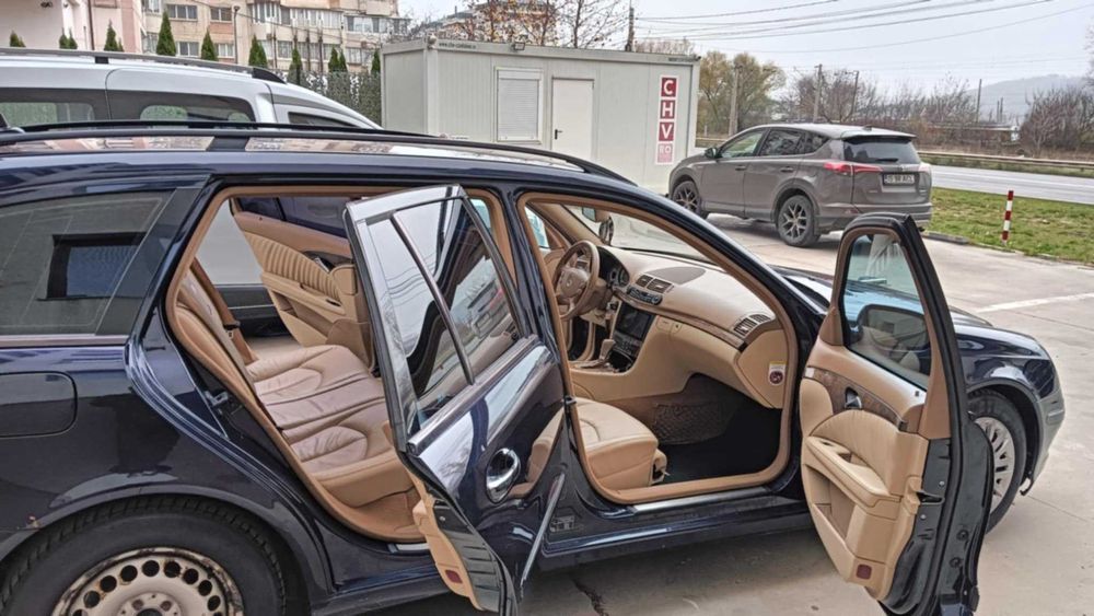 Mercedes-Benz E clasa w211, automat