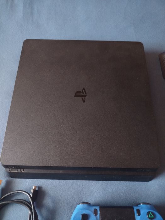 Ps4 Slim 1TB 9.60 Software + стойка