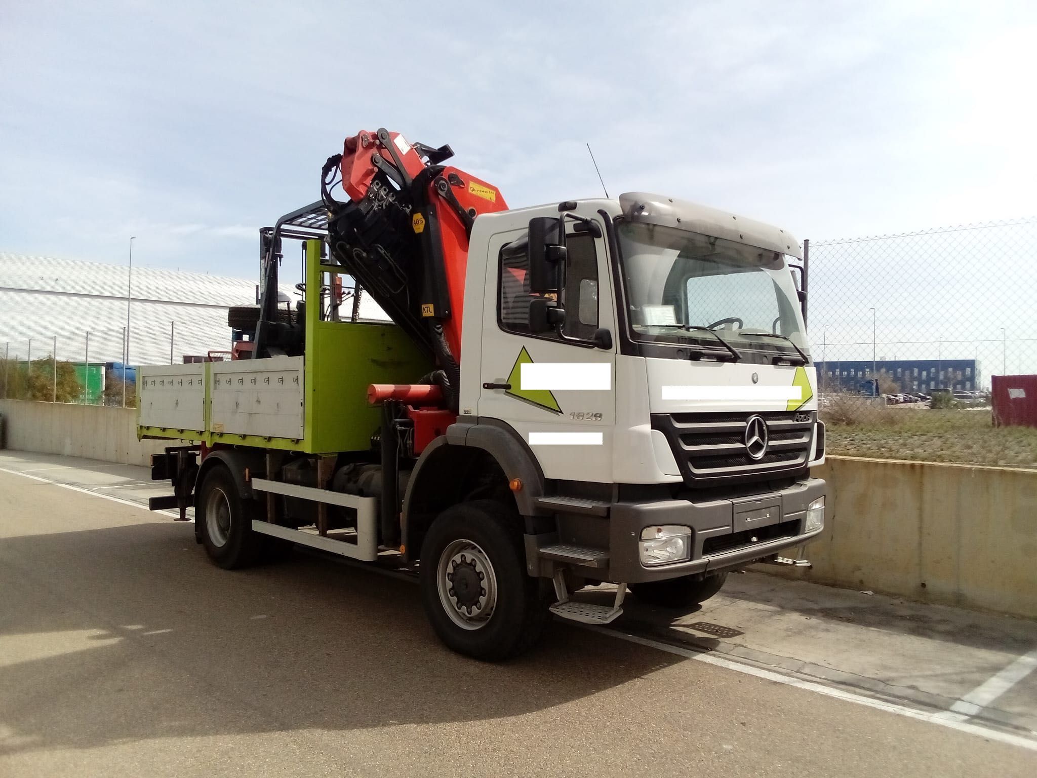 Mercedes  Axor 1828  Palfinger 27002